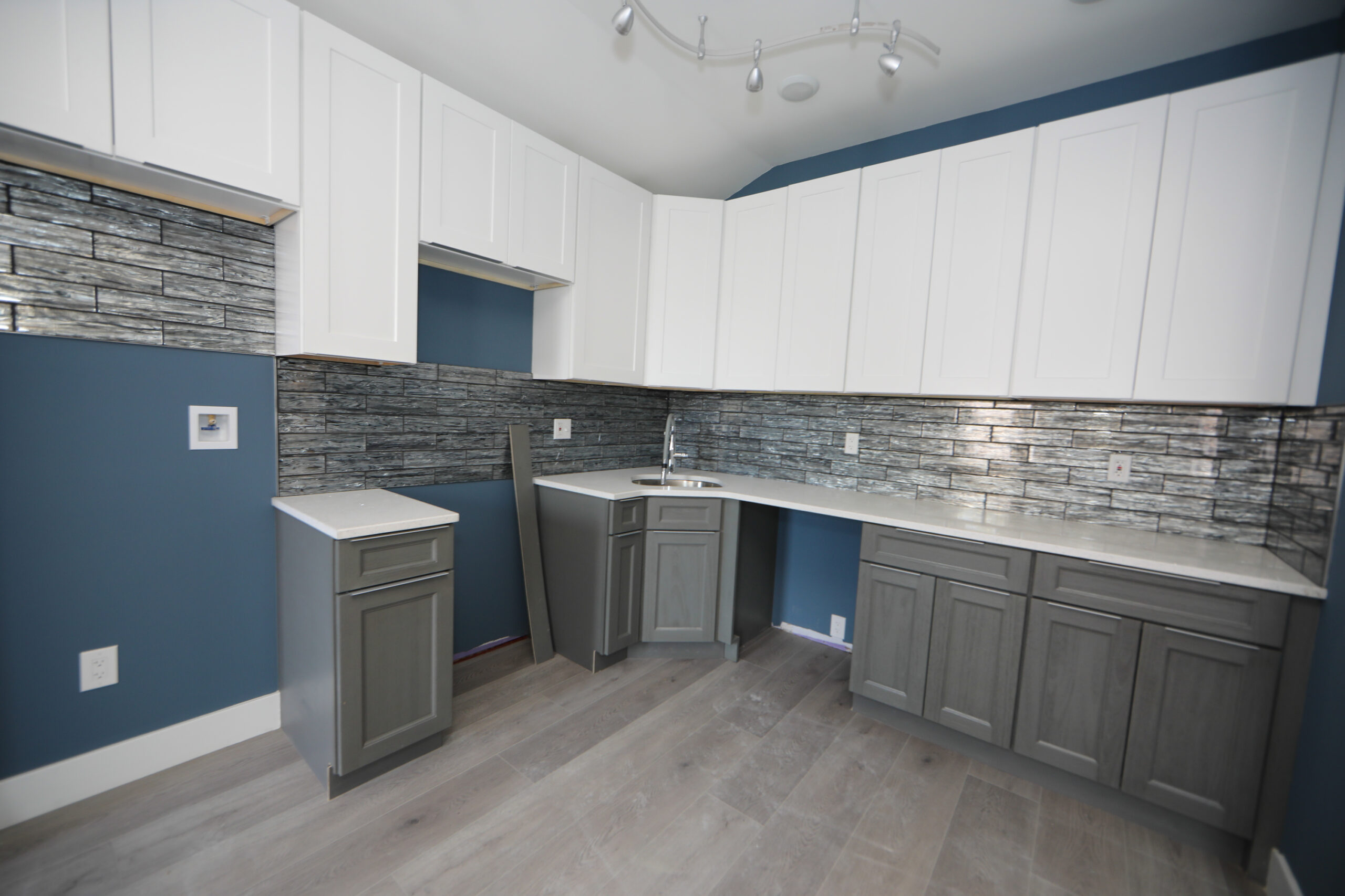 3514 K Street Up and Front-9579